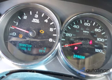 2010 Chevrolet Silverado 1500 Lt z USA, uszkodzony, nr VIN 3GCRKSE30AG261917